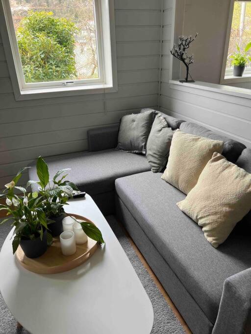 Cosy Apartment With Free Parking 卑爾根 外观 照片